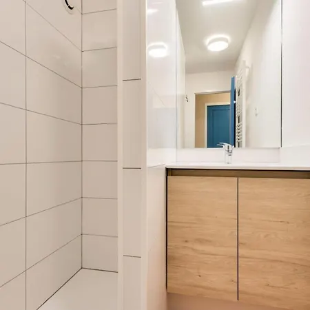 Les Pins - Maeva - 2 Pieces 6 Personnes - Prestige Mae-6659 * Lacanau